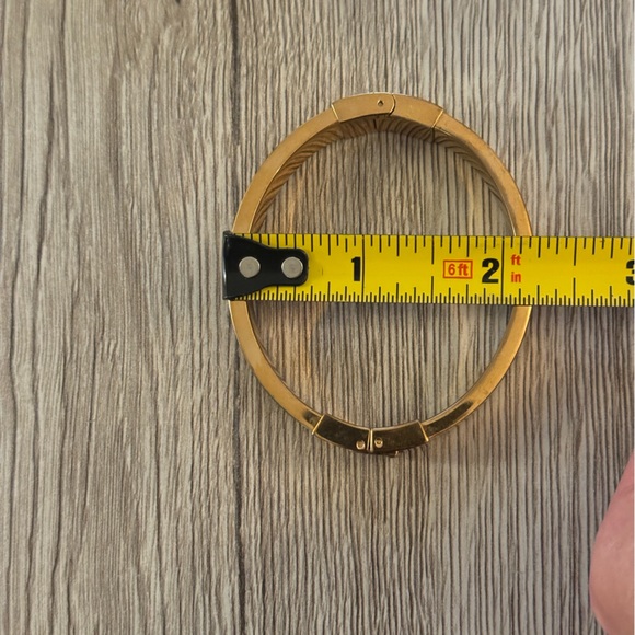 Michael Kors Stainless Steel Rose Gold Tone Hinged Bangle-- Excellent Condition - Picture 5 of 6